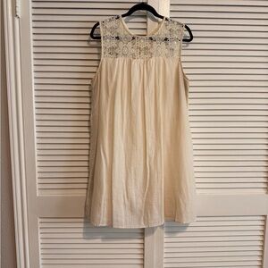 Elegant Cream Lace Dress